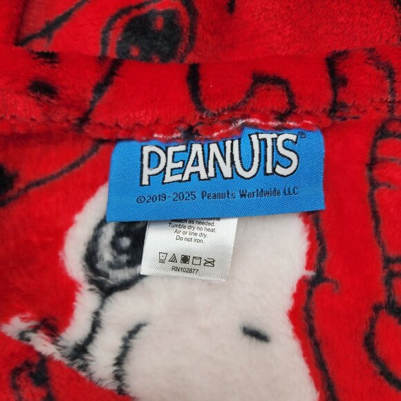 Peanuts Snoopy Extra Long Pet Throw Blanket 60" x 70" by Berkshire Red - Picture 7 of 11